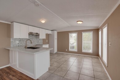 002-27942SnapperLane-LittleTorchKey-FL-3