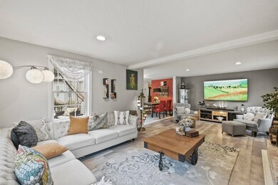 111 Johnny Appleseed Ln, Leominster, MA 01453 - photo 3