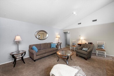 716 Mountain Laurel Ln, Bedford, TX 76021 - photo 6