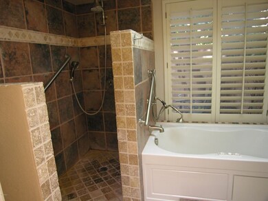 MSTR BATH