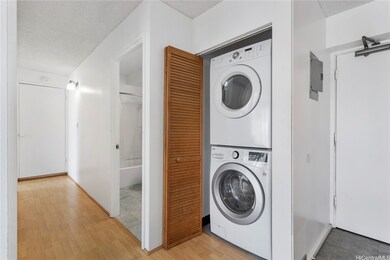 Atkinson Plaza unit 807, Honolulu, HI 96814 - photo 7