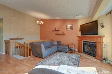 Fireplace & Laminate Floors
