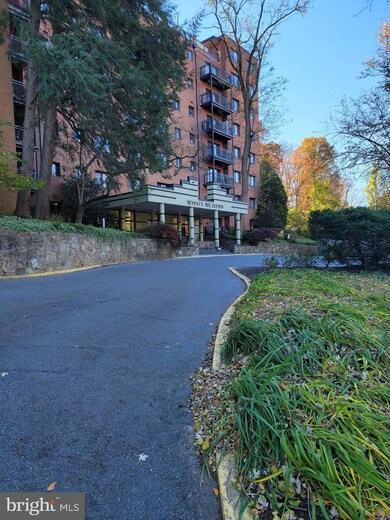 Takoma Phoenix unit 702, Takoma Park, MD 20912 - photo 2