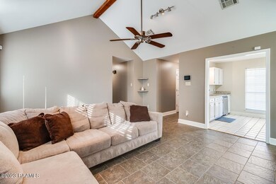 130 Meadow Glen Dr-3