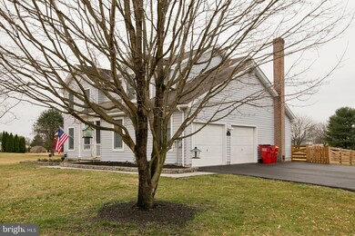 293 Quaint Swan Dale Dr, Martinsburg, WV 25404 - photo 2