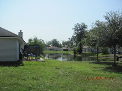 2924 Centerwood Dr N, Jacksonville, FL 32218 - photo 3