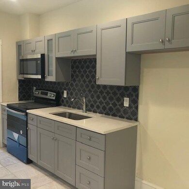 2151 Adams St, Reading, PA 19605 - photo 6