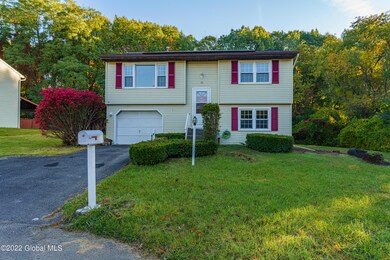 13 Rosemary Dr, Albany, NY 12211 - photo 2