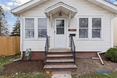 2041 Fairfax Rd, Toledo, OH 43613 - photo 6