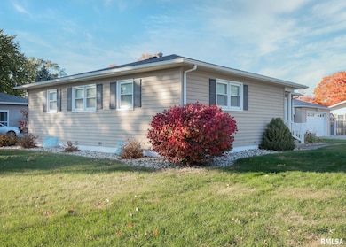 3815 Kennedy Dr, East Moline, IL 61244 - photo 3