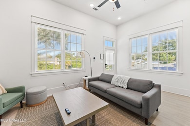 315 Main St unit J, Bay Saint Louis, MS 39520 - photo 7