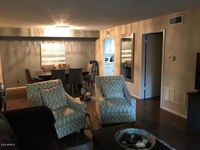 Living Room / Dining room