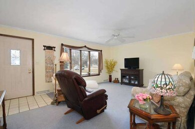 114 Osage Ct, Oswego, IL 60543 - photo 5