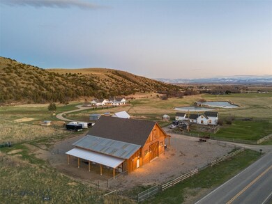 Welcome to Dry Creek Ranch!