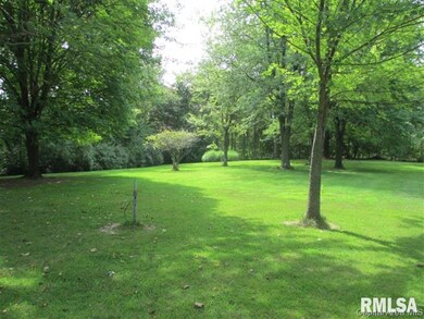1711 Mount Zion Rd, Jacksonville, IL 62650 - photo 2