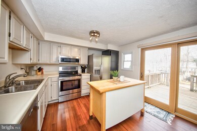 4 Capland Ct, Perry Hall, MD 21128 - photo 3