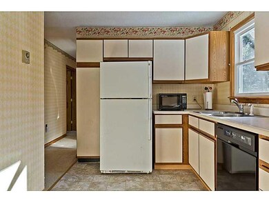 34 Campbell Dr, Bridgton, ME 04009 - photo 6