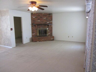 Great Room with Fireplace