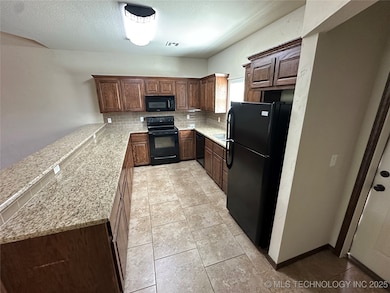 3925 N 1st Ave, Durant, OK 74701 - photo 3