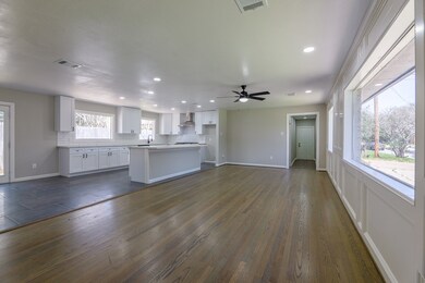 423 Fairbanks St, Houston, TX 77009 - photo 3