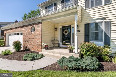 8137 Tamar Dr, Columbia, MD 21045 - photo 4