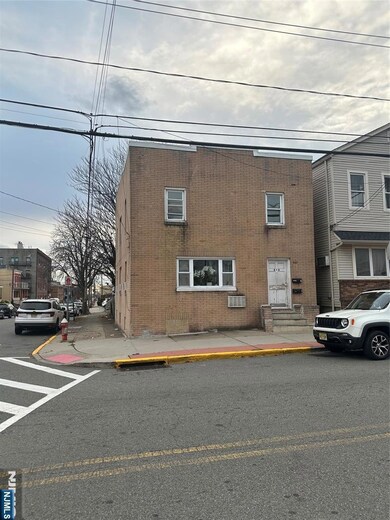 410 Cliff St, Fairview, NJ 07022 - photo 3