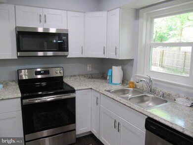 10041 Worrell Ave, Glenn Dale, MD 20769 - photo 4