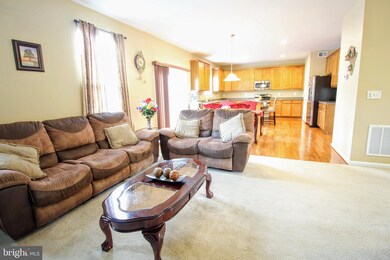 18474 Quantico Gateway Dr, Triangle, VA 22172 - photo 6