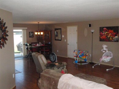 408 N Deanjou Ave, Eagle Point, OR 97524 - photo 5