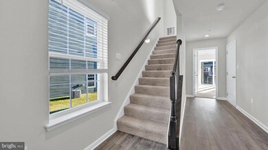 8366 Dieter Dr, White Marsh, MD 21237 - photo 7