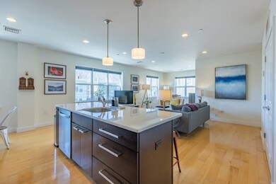 65 Beacon St unit 305, Somerville, MA 02143 - photo 3