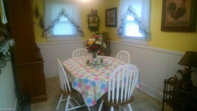 585 N Mccrary St, Asheboro, NC 27205 - photo 5