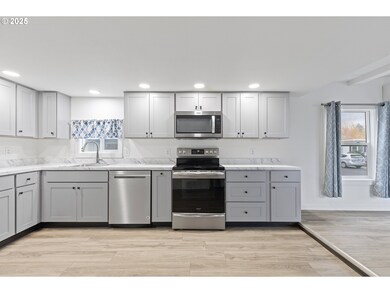 1901 SE Minter Bridge Rd unit 72, Hillsboro, OR 97123 - photo 3