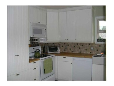 Kitchen. Kitchen view