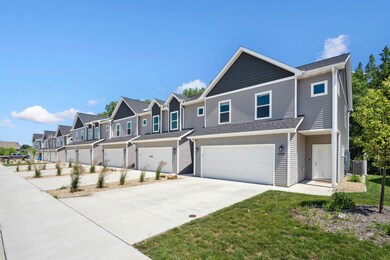 4320 Spruce Creek Dr unit 405, Cedar Falls, IA 50613 - photo 3