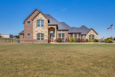 410 Lazy b Ln, Springtown, TX 76082 - photo 6