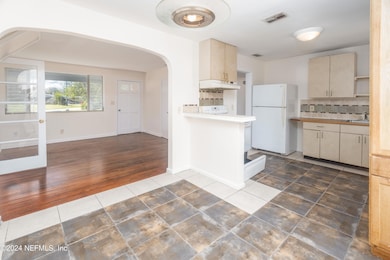 3809 Jammes Rd, Jacksonville, FL 32210 - photo 7