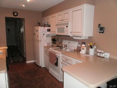 56 W Market St, Bethlehem, PA 18018 - photo 4