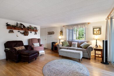 77 Silver Ln, Limerick, ME 04048 - photo 7