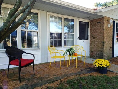 23a Cambridge Front Patio