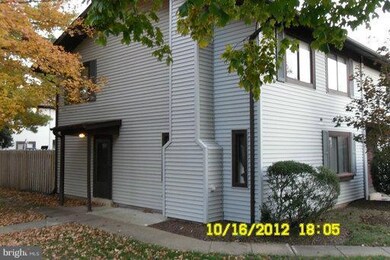 2570 Fox Ridge Ct unit 32, Woodbridge, VA 22192 - photo 5