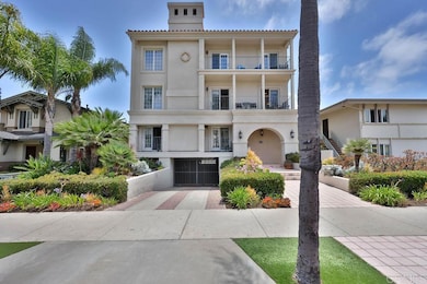 229 Orange Ave unit 3, Coronado, CA 92118 - photo 3