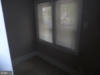 1027 Bartram Ave, Darby, PA 19023 - photo 7