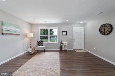 817 Virginia Ave, Woodbury, NJ 08096 - photo 3