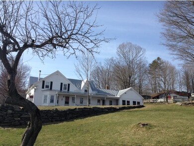 560 Daniels Farm Rd, Saint Johnsbury, VT 05819 - photo 2