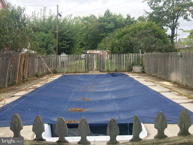 412 S 2nd St, Chambersburg, PA 17201 - photo 6