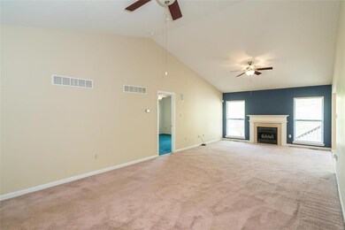 2 ceiling fans in Grt Rm