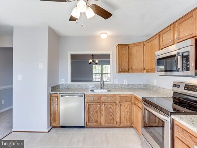 403 Mews Ct, Stafford, VA 22556 - photo 7