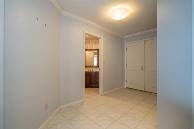 Unit 103 Foyer, front door