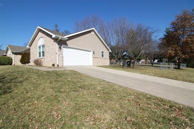 600 Brook Stone Ct, Freeburg, IL 62243 - photo 3